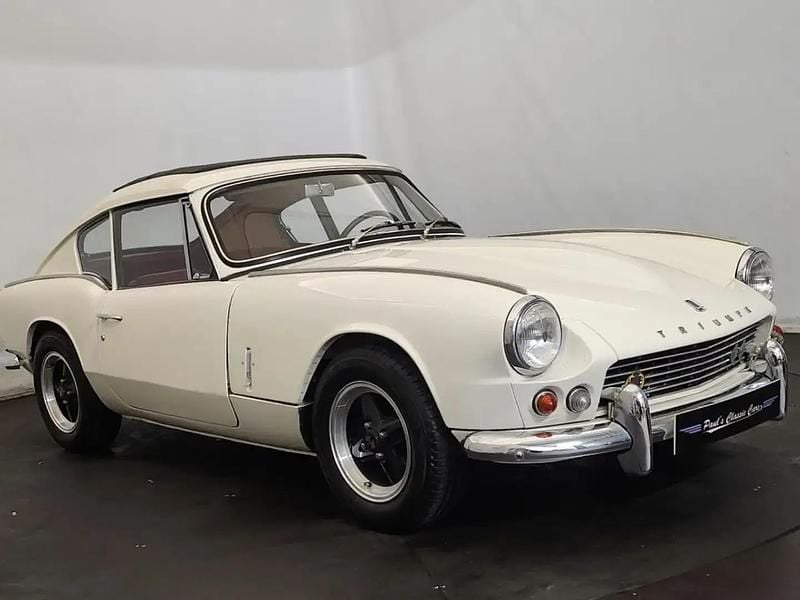 Blanc Occasion 1967 Triumph GT6 Coupé | 39 900 € - Image 1/4