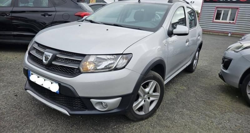 Utilisé 2016 Dacia Sandero Prestige Citadine | 8 490 € (Prix juste) - Image 1/4