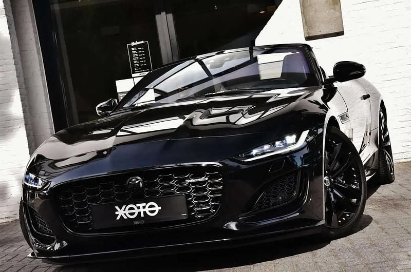 Noir Utilisé 2024 Jaguar F-Type R-Dynamic Cabriolet | 66 950 € - Image 1/4