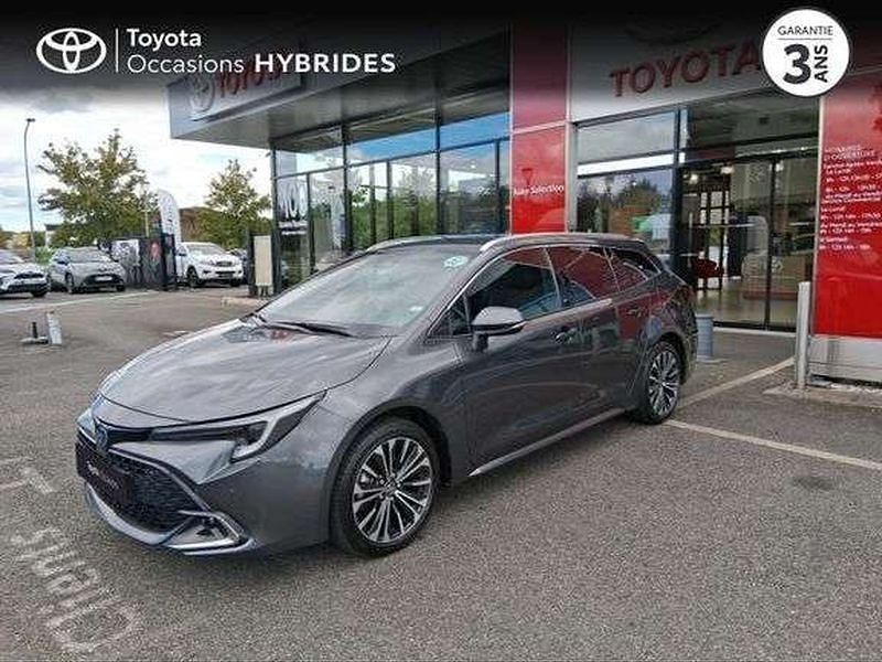 Utilisé 2024 Toyota Corolla Design | 28 990 € (Prix juste) - Image 1/1
