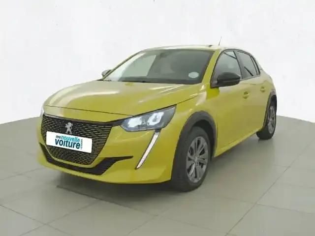 Jaune Occasion 2023 Peugeot e-208 Style Citadine | 17 290 € (Prix juste) - Image 1/4