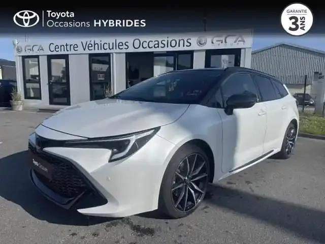 Blanc Utilisé 2024 Toyota Corolla Sport Break | 34 390 € (Prix cher) - Image 1/4