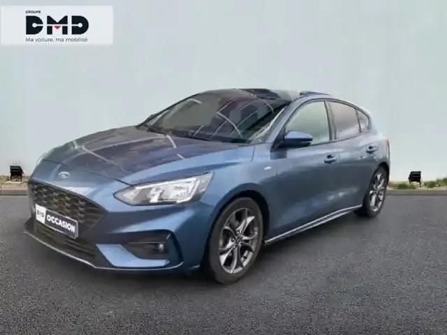 Bleu Occasion 2019 Ford Focus ST-Line Berline | 15 490 € (Prix juste) - Image 1/4