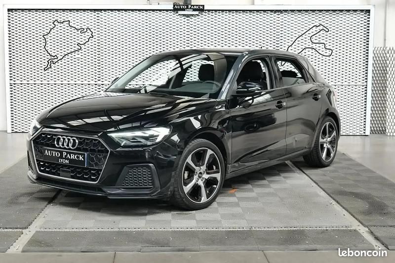 Noir Utilisé 2021 Audi A1 Advanced Plus Citadine | 19 950 € (Prix juste) - Image 1/4