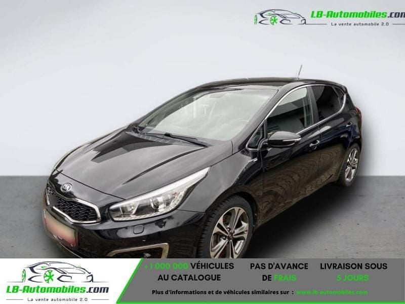 Utilisé 2015 Kia Ceed Platinum Edition Berline | 17 500 € (Prix juste) - Image 1/4