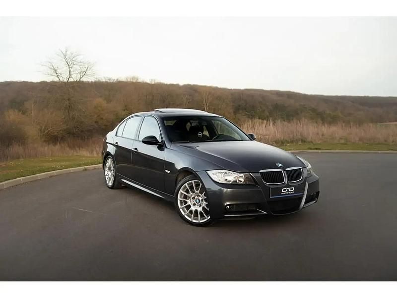 Gris Occasion 2006 BMW 320 Sport Line Berline | 18 990 € - Image 1/4