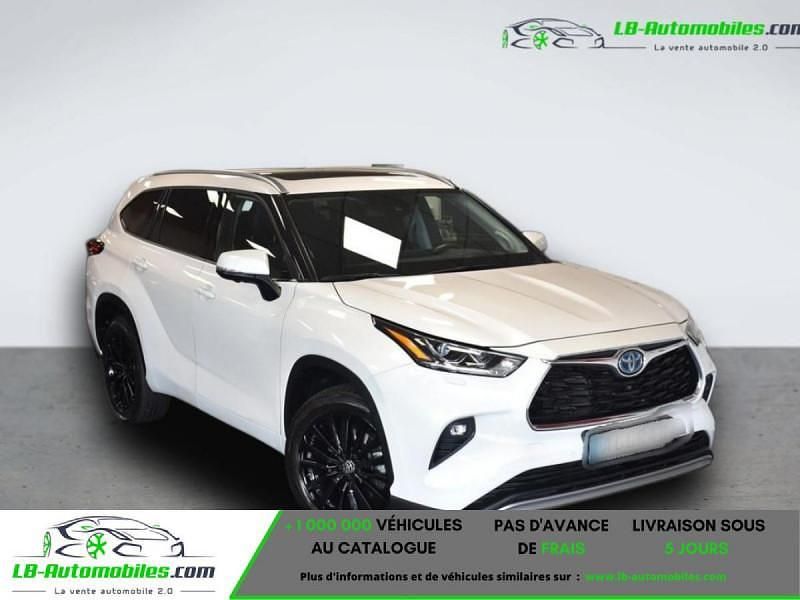 Utilisé 2024 Toyota Highlander Luxury SUV | 67 700 € - Image 1/4