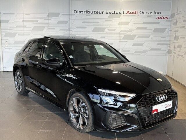 Noir mythe métallisé Utilisé 2024 Audi A3 Sportback e-tron S-Line Berline | 38 490 € (Prix assez cher) - Image 1/4