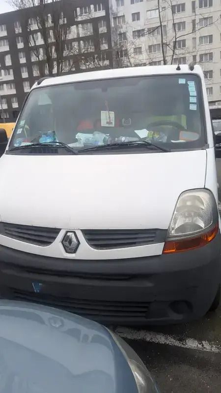 Image 2/4