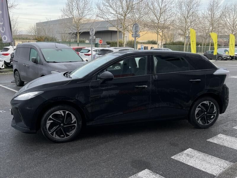 Occasion 2024 MG MG4 EV Citadine | 23 599 € (Prix assez cher) - Image 1/4