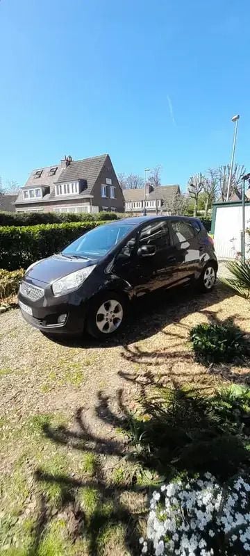 Utilisé 2010 Kia Venga Active Citadine | 3 600 € - Image 1/4