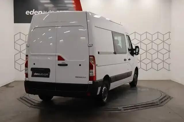 Occasion Renault Master 2023 Blanc mineral Berline