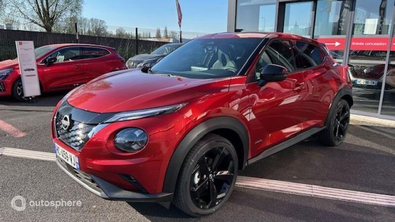 Rouge fuji (spéciale) Utilisé 2025 Nissan Juke Tekna SUV | 32 500 € - Image 1/4