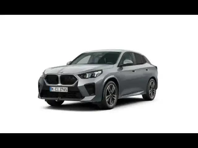 Gris Nouvelle 2025 BMW X2 M Sport SUV | 56 200 € (Prix cher) - Image 1/4