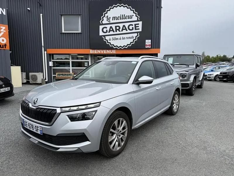 Gris Utilisé 2022 Skoda Kamiq Style SUV | 22 990 € (Bon prix) - Image 1/4