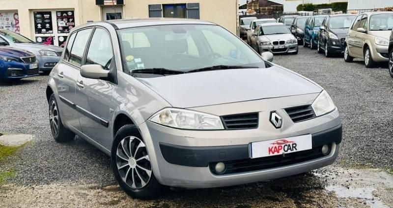 Utilisé 2005 Renault Mégane II Authentique Berline | 3 290 € - Image 1/4