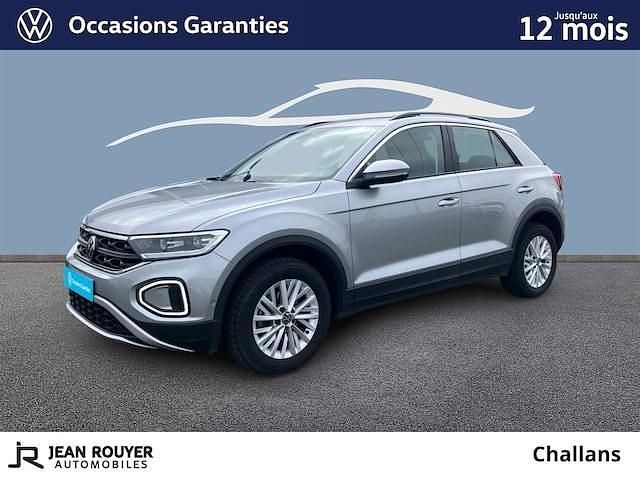 Utilisé 2023 VW T-Roc Life SUV | 22 990 € (Prix juste) - Image 1/4