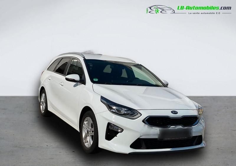 Utilisé 2020 Kia Ceed Berline | 22 800 € (Prix juste) - Image 1/4