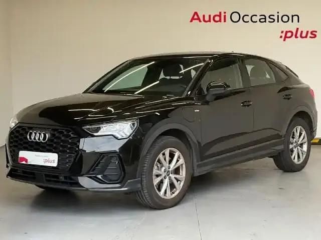Noir mythe métallisé/noir mythe métallisé Utilisé 2022 Audi Q3 Sportback S-Line SUV | 38 980 € - Image 1/4