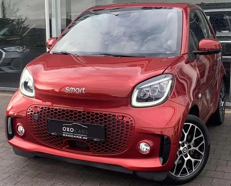 Rouge Utilisé 2020 Smart ForTwo Electric Drive Cabriolet | 14 490 € - Image 1/4