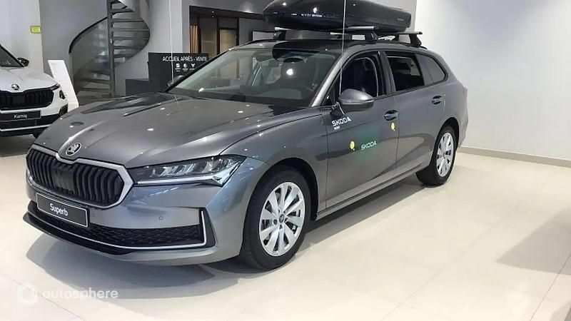 Gris Utilisé 2025 Skoda Superb Selection Berline | 38 999 € (Prix juste) - Image 1/4