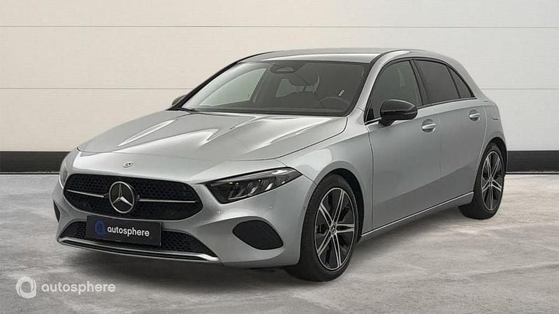 Noir Utilisé 2024 Mercedes A180 Progressive Berline | 32 599 € (Prix assez cher) - Image 1/4