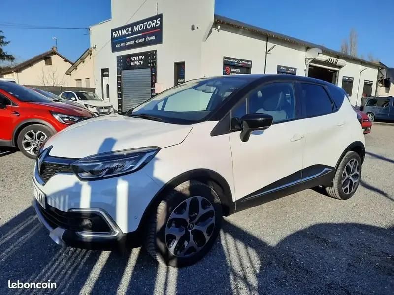 Blanc Utilisé 2017 Renault Captur Intens SUV | 10 490 € (Prix juste) - Image 1/4