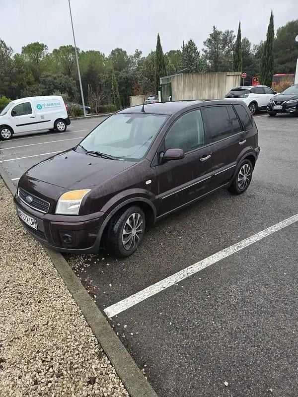 Occasion Ford Fusion 90 ch (66 kW) 2009 Monospace