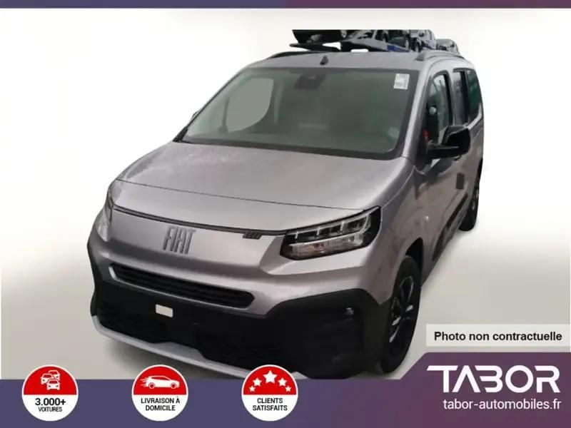 Gris Nouvelle 2025 Fiat Doblò Monospace | 26 711 € (Prix juste) - Image 1/4