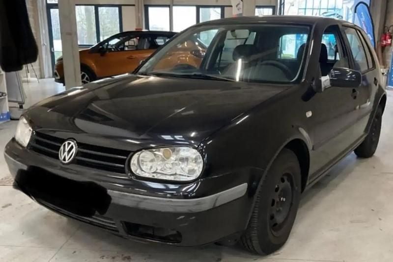 Occasion VW Golf IV 106 ch (77 kW) 2001 Noir Berline