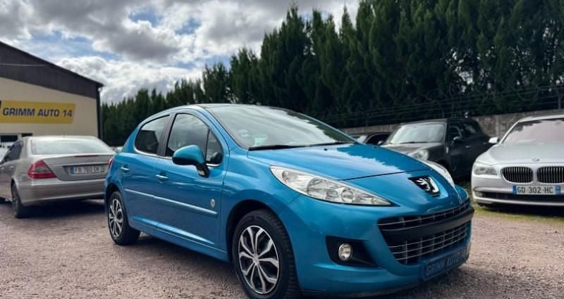 Utilisé 2012 Peugeot 207 Urban Move Citadine | 5 990 € (Bon prix) - Image 1/4