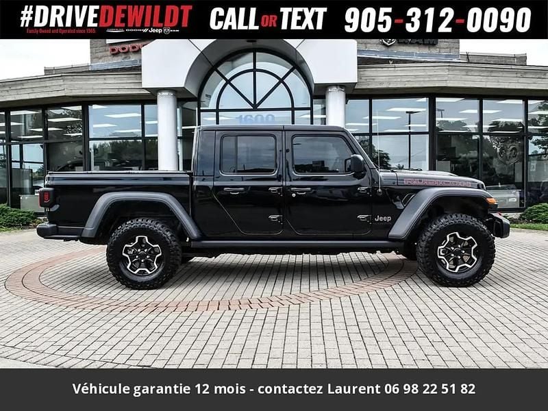 Noir Utilisé 2023 Jeep Gladiator Rubicon SUV | 55 828 € (Prix assez cher) - Image 1/4