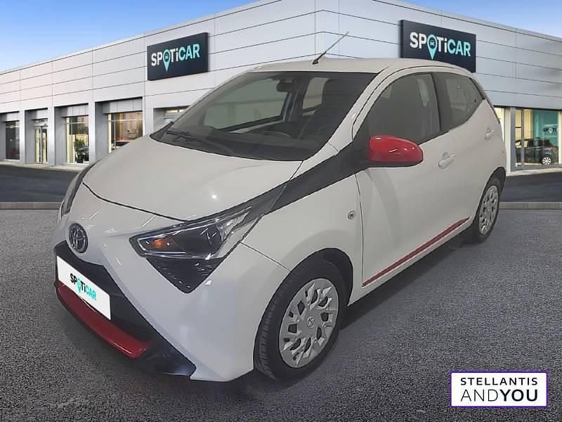 Utilisé 2020 Toyota Aygo X-play Citadine | 9 990 € (Prix juste) - Image 1/4