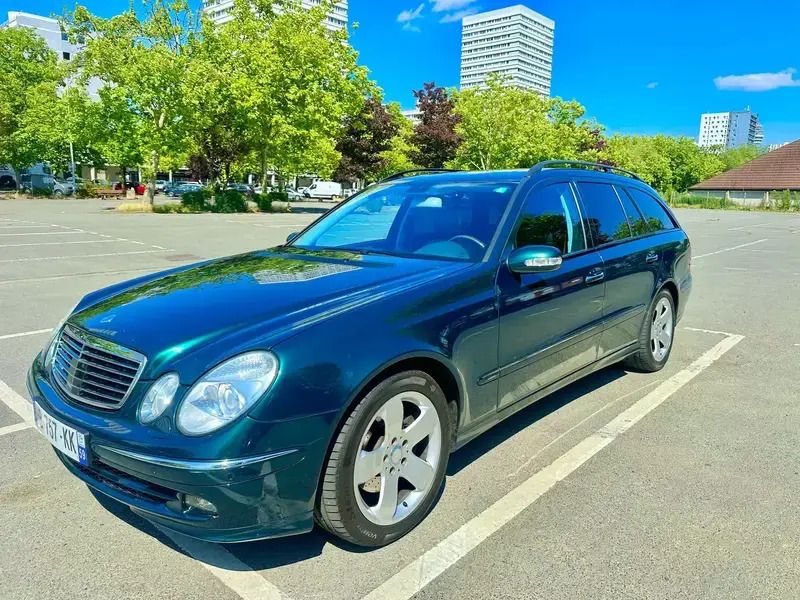 Utilisé 2005 Mercedes E350 Avantgarde Break | 9 900 € - Image 1/4