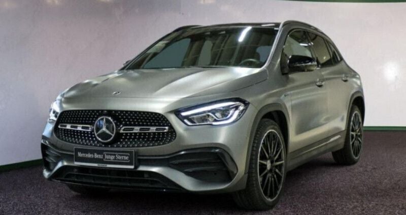 Utilisé 2020 Mercedes GLA250 AMG line SUV | 41 900 € - Image 1/4