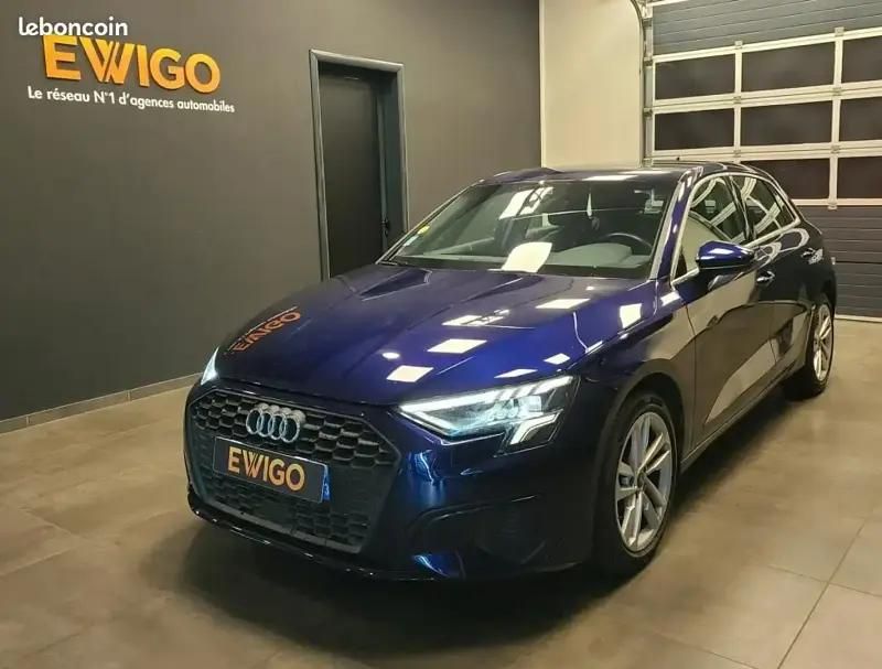 Bleu Utilisé 2021 Audi A3 Advanced Berline | 22 990 € (Prix juste) - Image 1/4