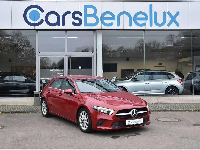 Rouge Occasion 2021 Mercedes A180 Style Berline | 21 480 € (Super prix) - Image 1/4