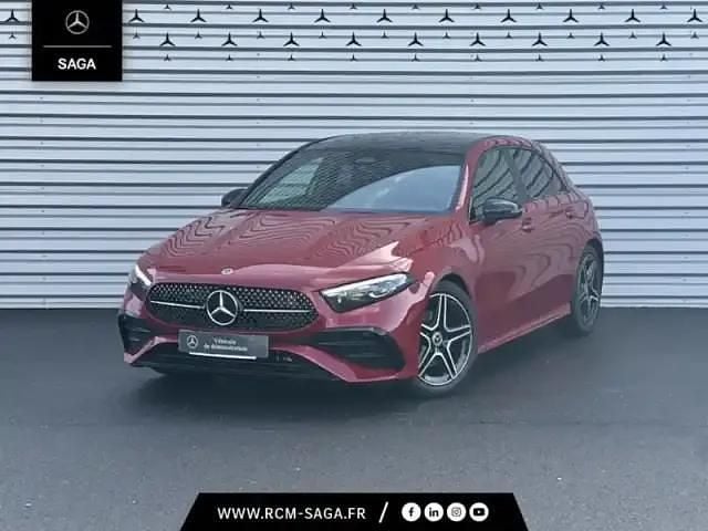 Rouge Utilisé 2025 Mercedes A180 Edition Berline | 38 890 € (Prix cher) - Image 1/4