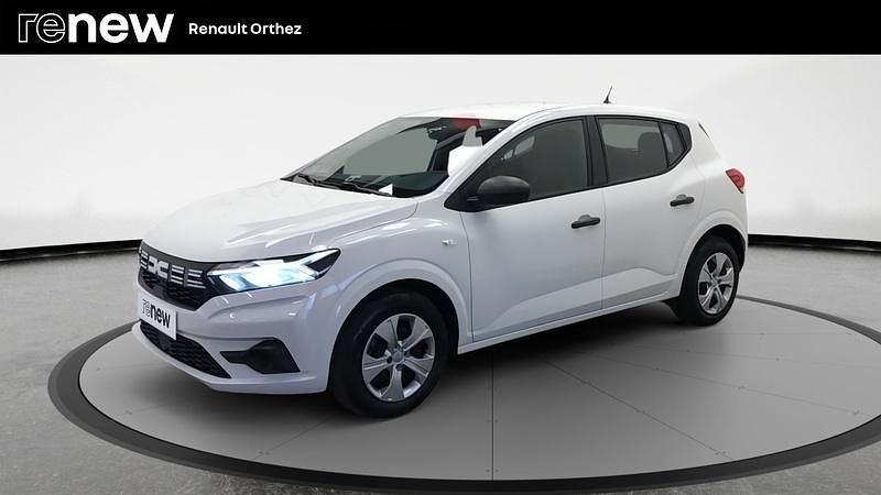 Blanc Utilisé 2024 Dacia Sandero Essentiel Citadine | 11 990 € (Super prix) - Image 1/4