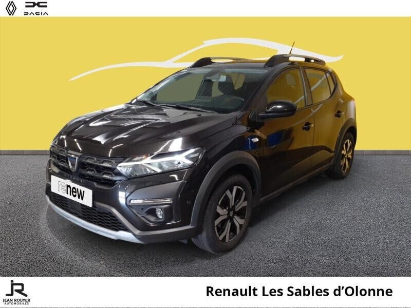 Noir Utilisé 2022 Dacia Sandero Comfort Citadine | 14 990 € (Prix juste) - Image 1/4