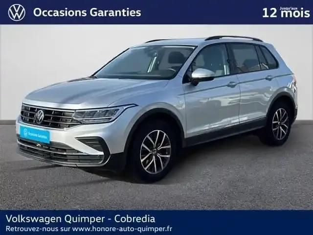 Reflet d'argent métallisée Utilisé 2023 VW Tiguan Business SUV | 31 990 € (Prix juste) - Image 1/4