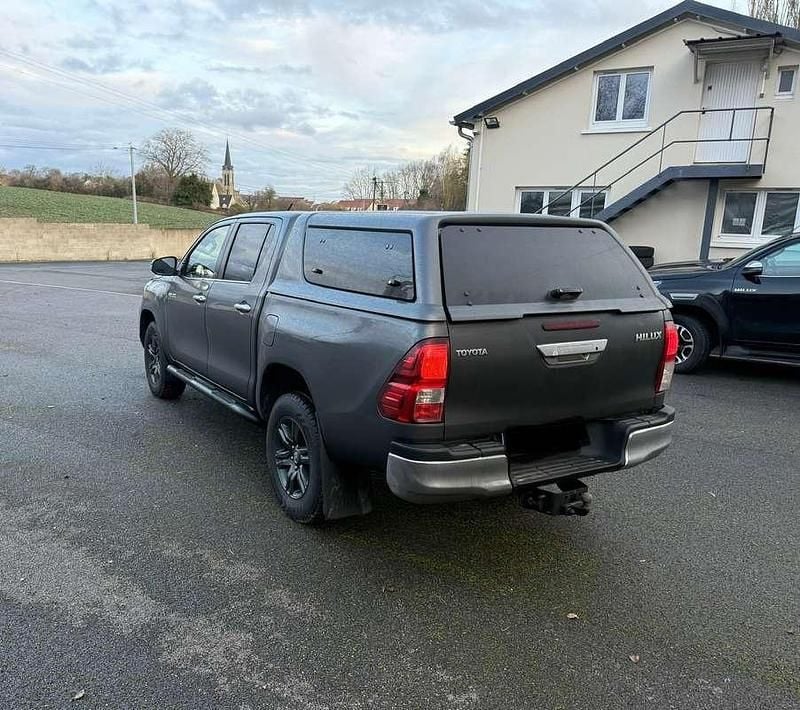 Occasion Toyota HiLux 150 ch (110 kW) 2021 Pick-up