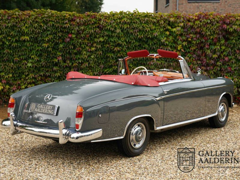 Occasion Mercedes 220 SE 115 ch (84 kW) 1960 Gris Cabriolet