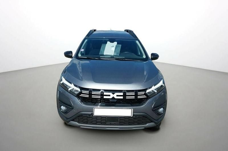 Gris Utilisé 2023 Dacia Jogger Extreme Coupé | 22 890 € - Image 1/3
