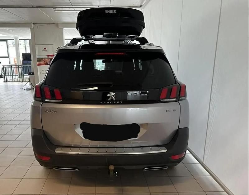 Utilisé 2019 Peugeot 5008 S Monospace | 16 000 € (Prix juste) - Image 1/4