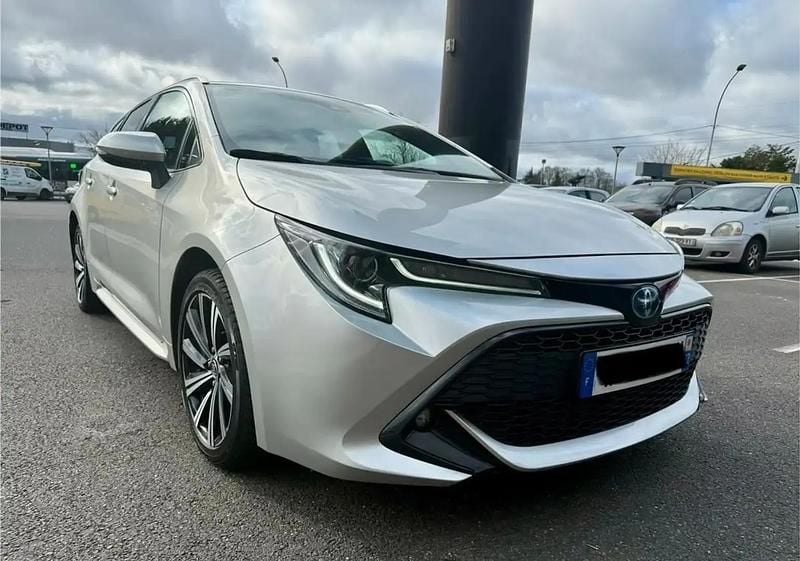 Occasion Toyota Corolla Design 185 ch (136 kW) 2022 Gris Break