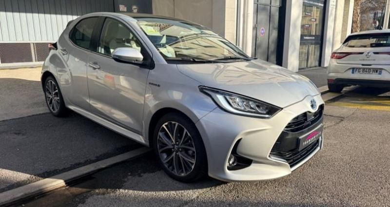 Occasion Toyota Yaris Hybrid 92 ch (67 kW) 2021 Gris Citadine