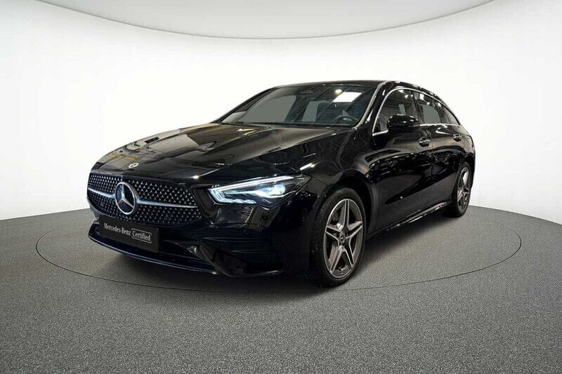 Noir Utilisé 2024 Mercedes CLA250 Shooting Brake AMG line Break | 39 890 € - Image 1/1