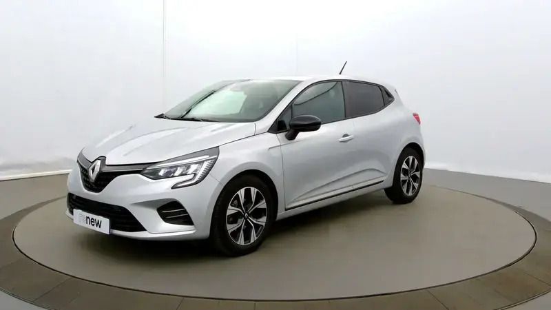 Gris Utilisé 2023 Renault Clio V SE Citadine | 12 990 € (Super prix) - Image 1/4