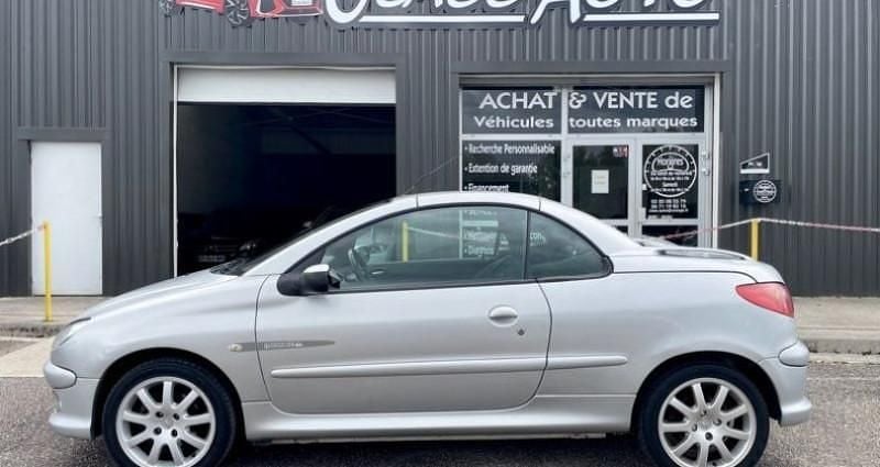 Occasion Peugeot 206 CC 110 ch (80 kW) 2006 Argent Cabriolet